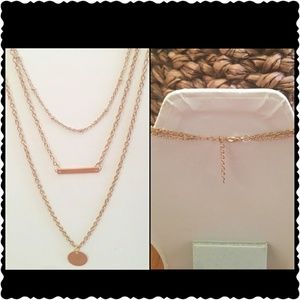 Amy Gold Bar Necklace: